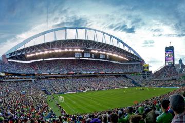 开云平台-双线战场的引爆点，卡马文加爆发与曼联争冠之路