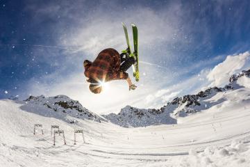 开云体育官网-寒刀破晓，欧冠淘汰赛苏格兰主场收割法甲豪门里昂