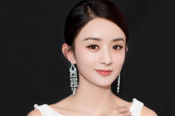 开云体育APP下载-致命抢断与超远三分，福克斯末节17分逆天改命