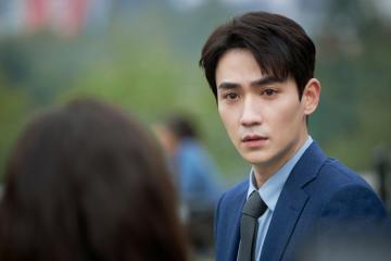 开云平台-双子星闪耀，从北京队的团队绞杀，到浓眉的个人统治