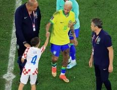 开云体育登录-关于荷兰血洗克罗地亚，内马尔统治全场的信息