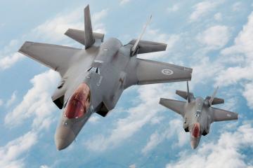 开云体育官网-巴萨轻取卡塔尔劲旅，莱万化身关键先生