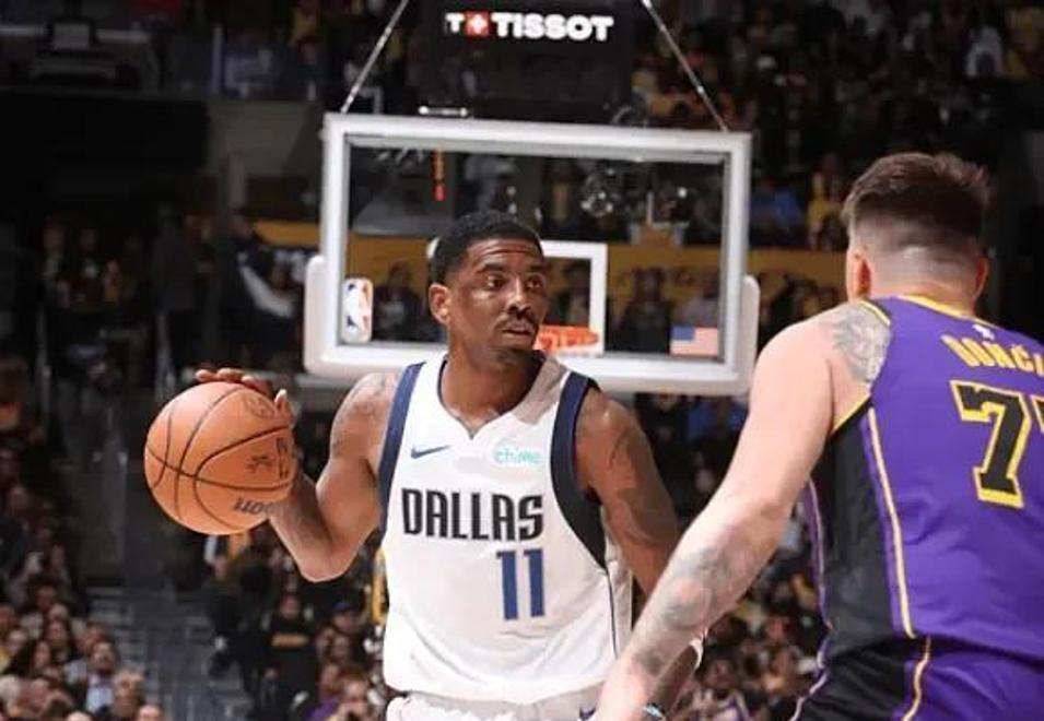 开云平台-独行侠客场击败勇士，豪取四连胜