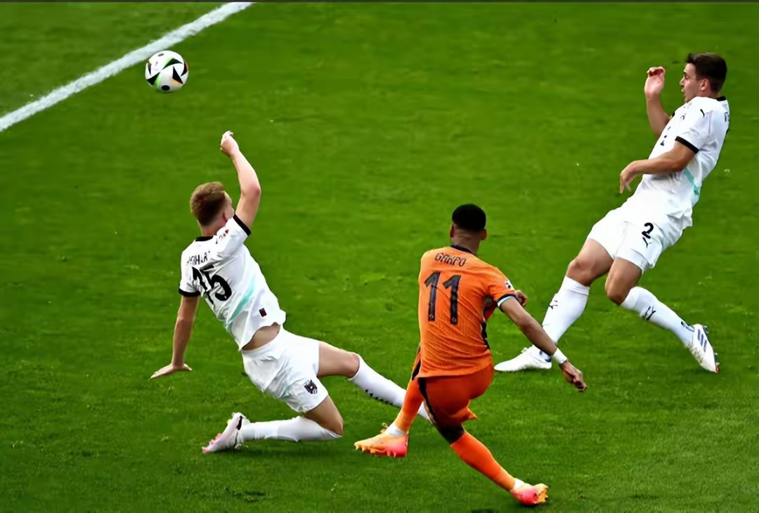 开云体育app-法国队横扫奥地利队，张本智和统治全场