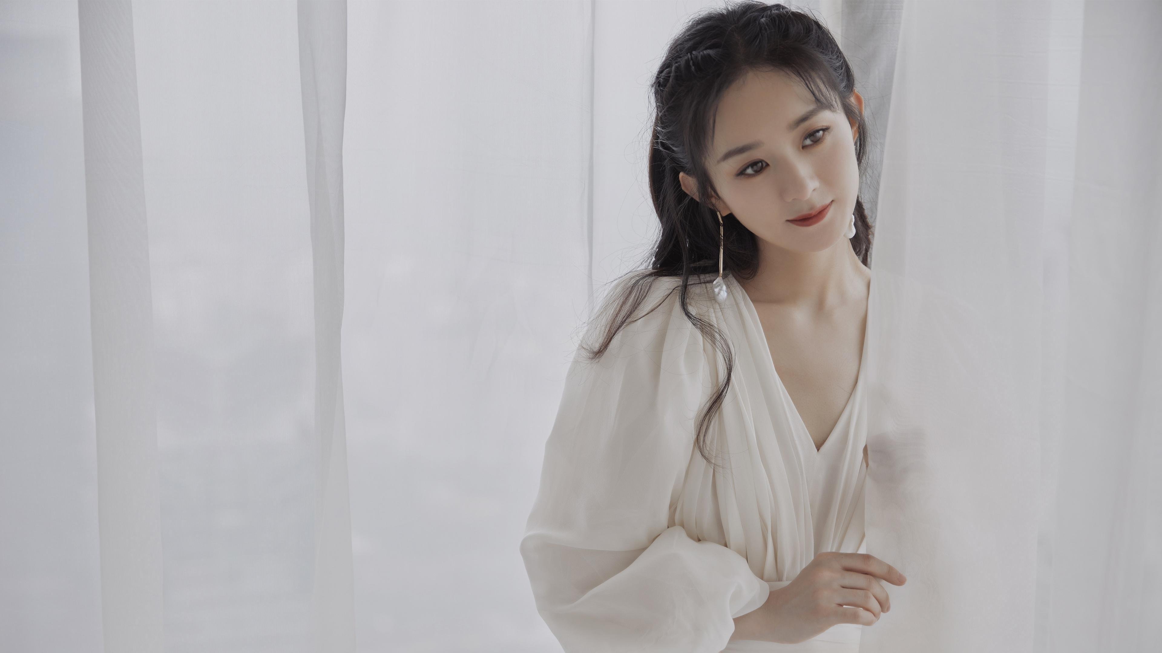 开云体育官网-欧冠半决赛之夜，切特一剑封喉展现巨星价值