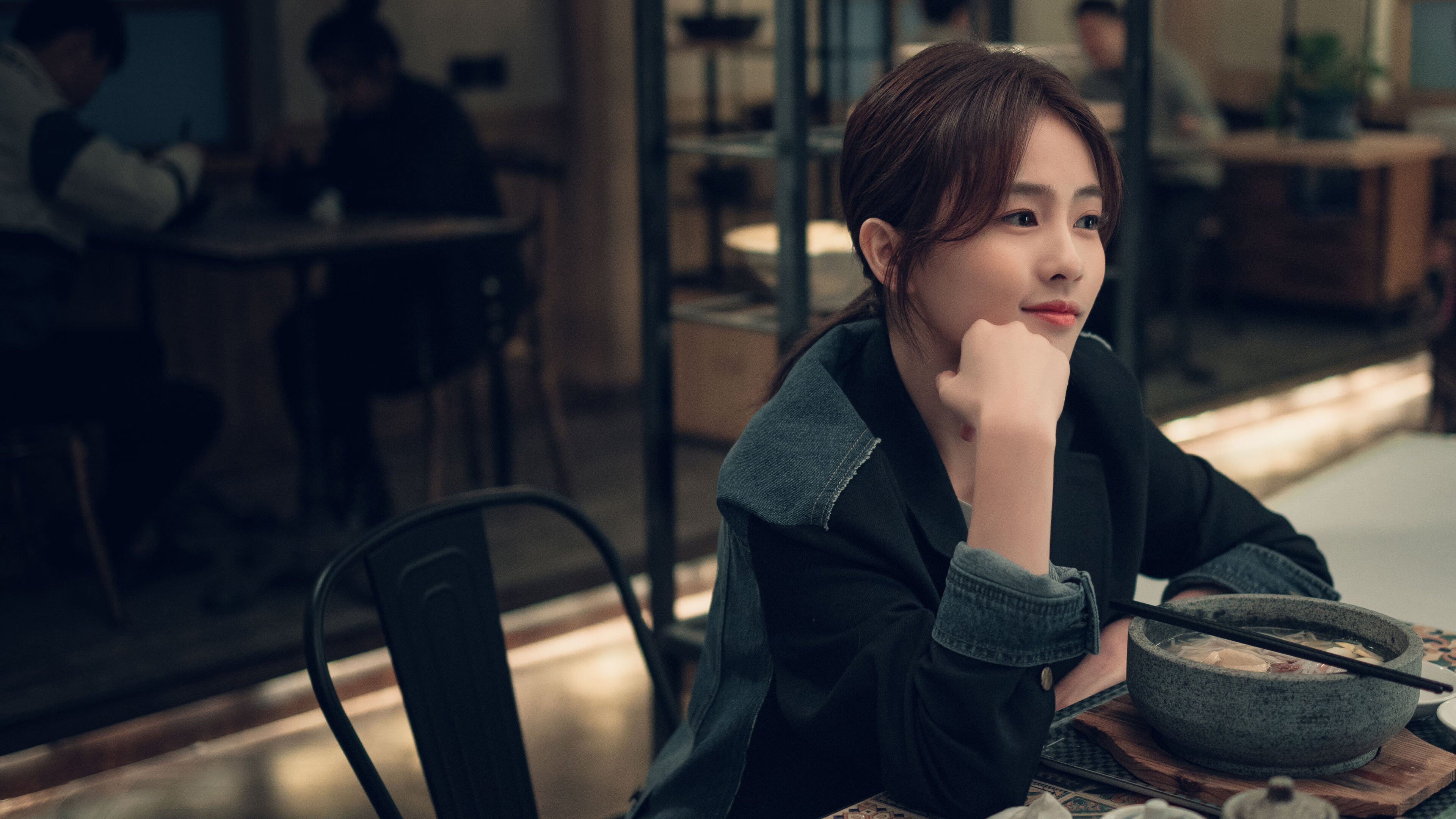 开云体育-波兰破晓之战，铁闸斯通斯定乾坤，巅峰对决胜塞内加尔