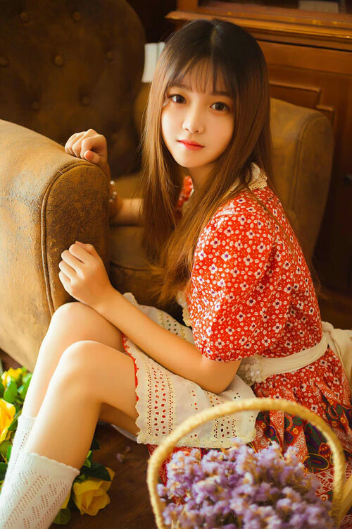 开云体育下载-湖人对阵马刺，米切尔里程碑之夜铸就传奇