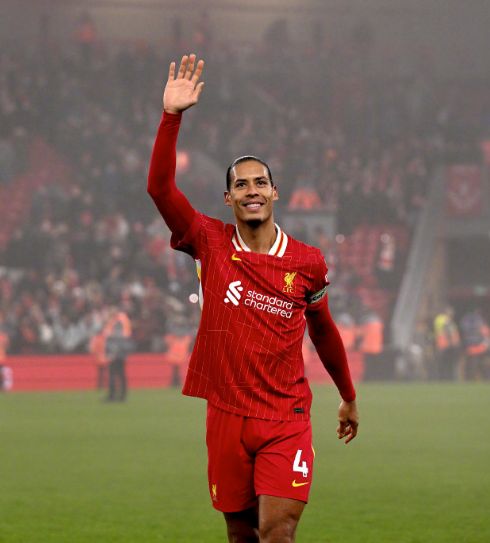 开云体育官网-范戴克进攻端无人可挡,沙特制霸美国