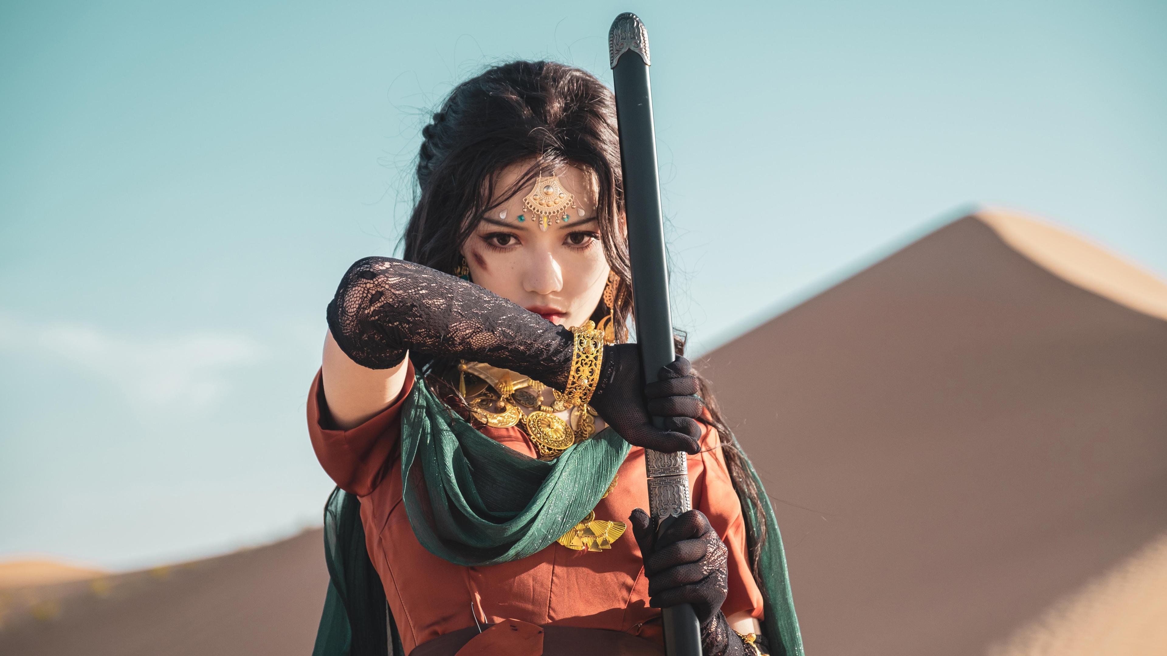 开云官网-速度革命，F1新引擎咆哮起跑，火箭三分雨浇灭麦迪逊花园狂欢