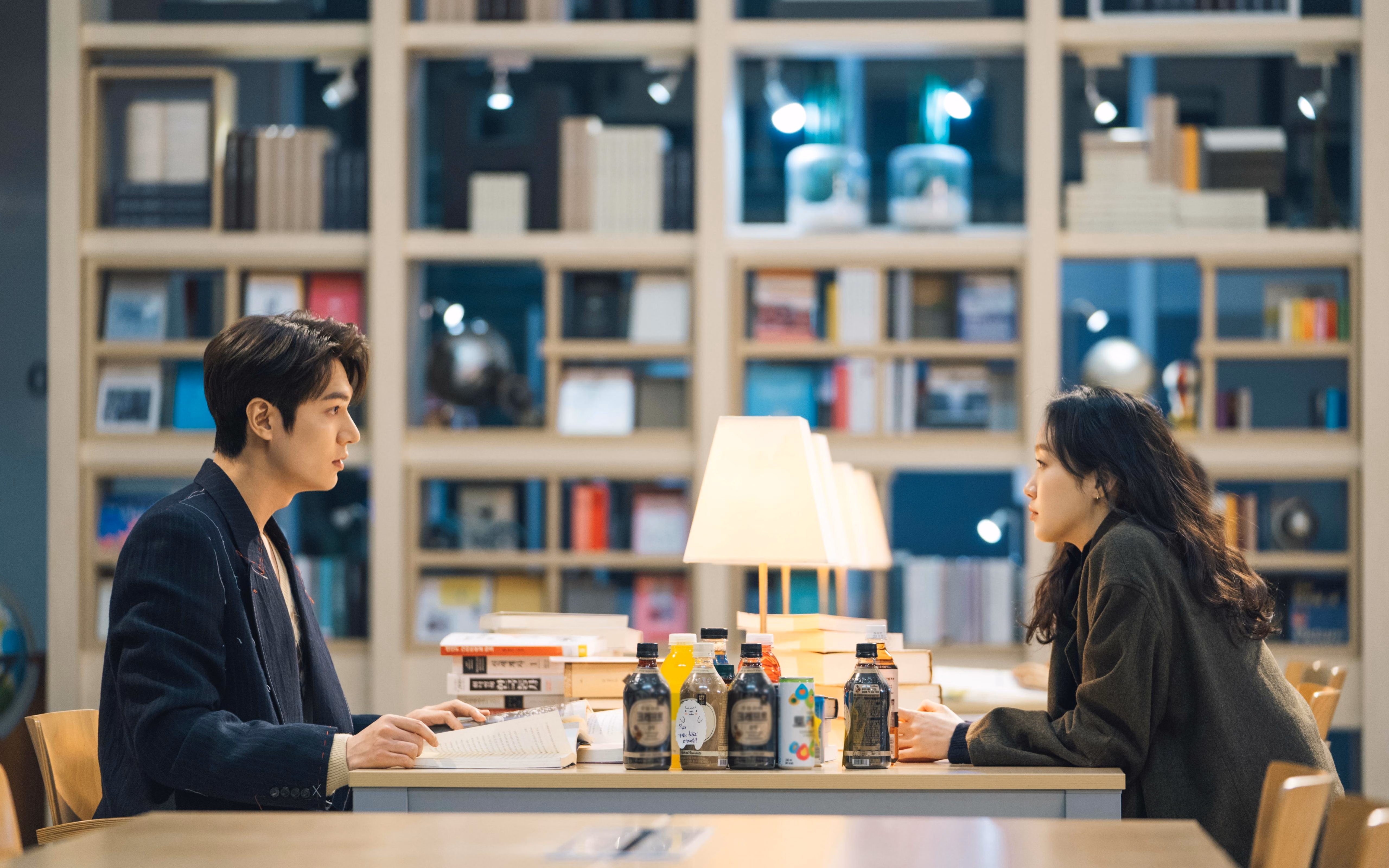 开云APP-欧冠淘汰赛焦点战，桑巴军团横扫北美新锐，巴西豪门完胜美国黑马